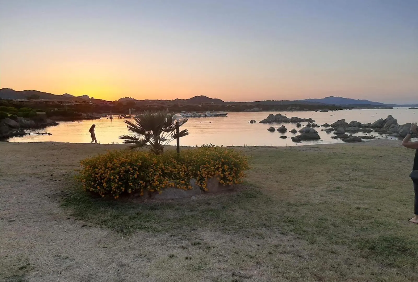 Baia De Bahas- Aure Lägenhet Marinella  Italien
